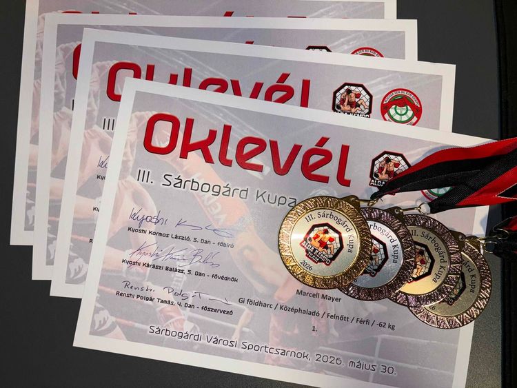 Újra a dobogón!