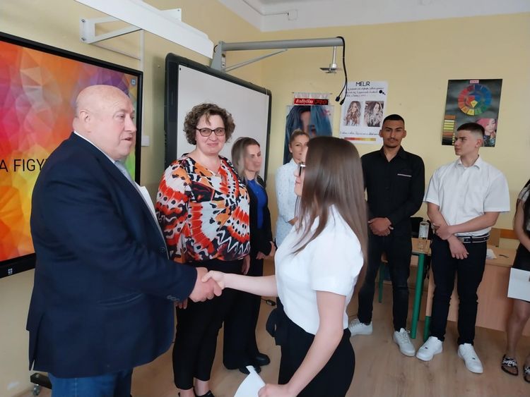 Szépészet ágazati alapvizsga a Műszakiban