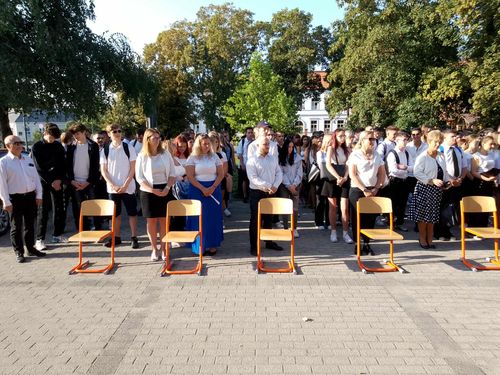 Kezdődik a suli, hajrá Műszaki!